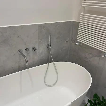 Mas Luxury * Róma